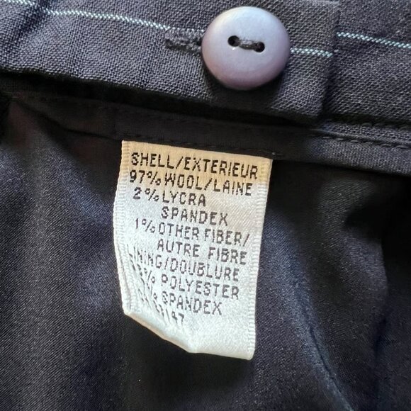 Talbots Navy Pencil Skirt, Size 8, 100% Wool w/lining, Slit Back, Pleat Front - Picture 5 of 7